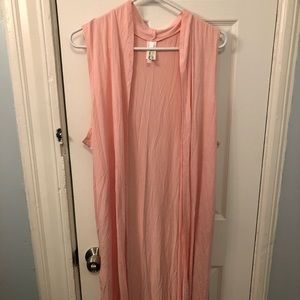 Isaac Liev Sleeveless Duster Cardigan with Pockets